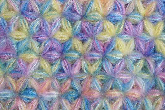 HAND KNITTED PREMIUM MULTI COLOUR SHAWAL//FOR ALL SIZES GOPAL JI