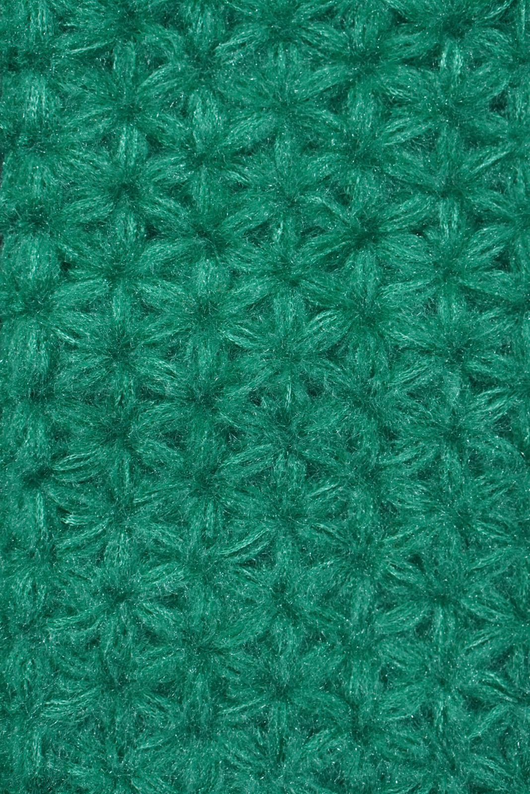 HAND KNITTED PREMIUM DARK GREEN COLOUR SHAWAL//FOR ALL SIZES GOPAL JI