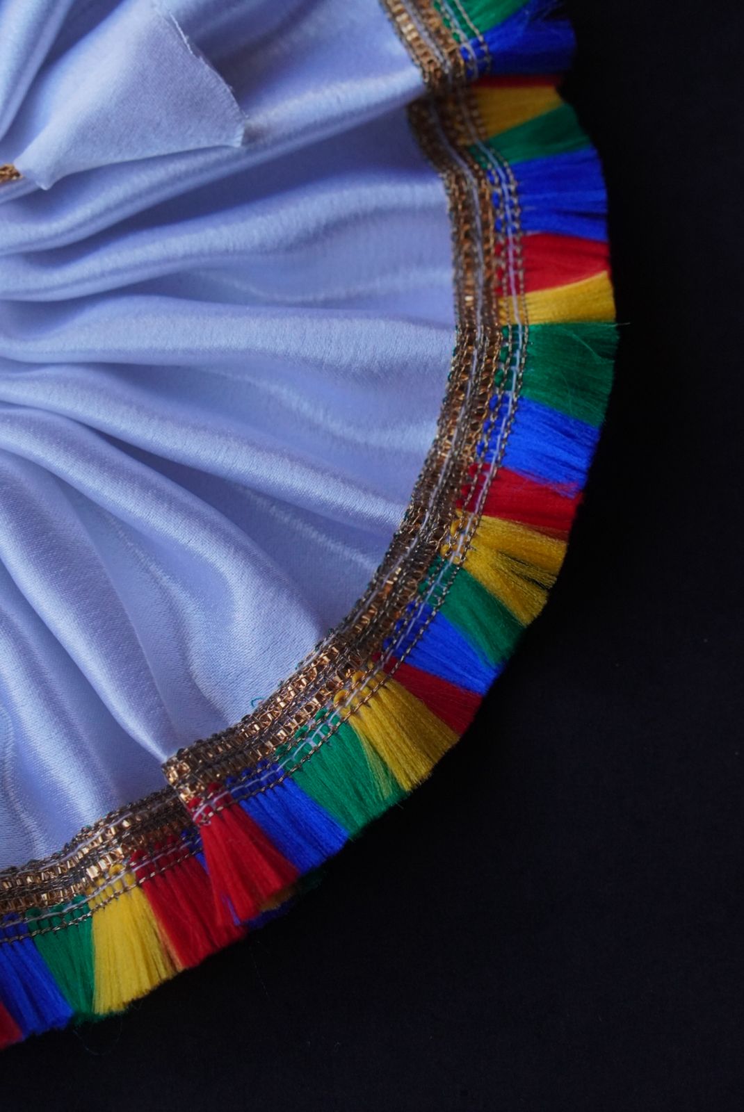 WHITE SATIN WITH MULTICOLOUR LACE//100% WASHABLE POSHAK//WITHOUTPAGDI