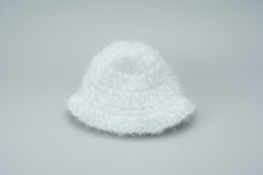 PURE WHITE KNITTED//WINTER WOOLEN POSHA//WITH CAP
