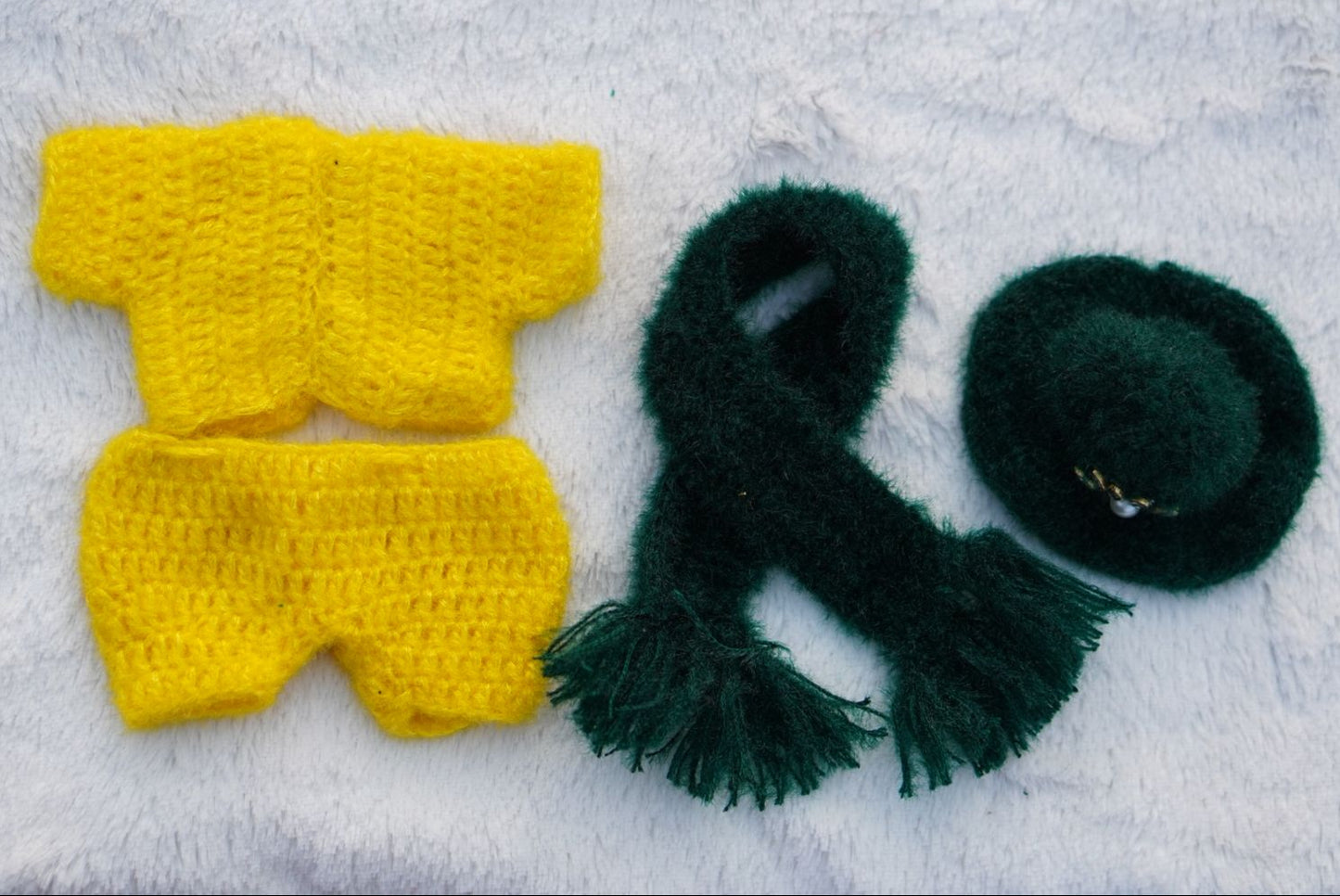 STYLISH HANDMADE WOOLEN SUIT WITH WARM CAP & MUFFLOR