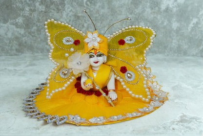 YELLOW BUTTERFLY HEAVY POSHAK // WITH PAGDI & MURLI // FOR SPECIAL OCCASIONS